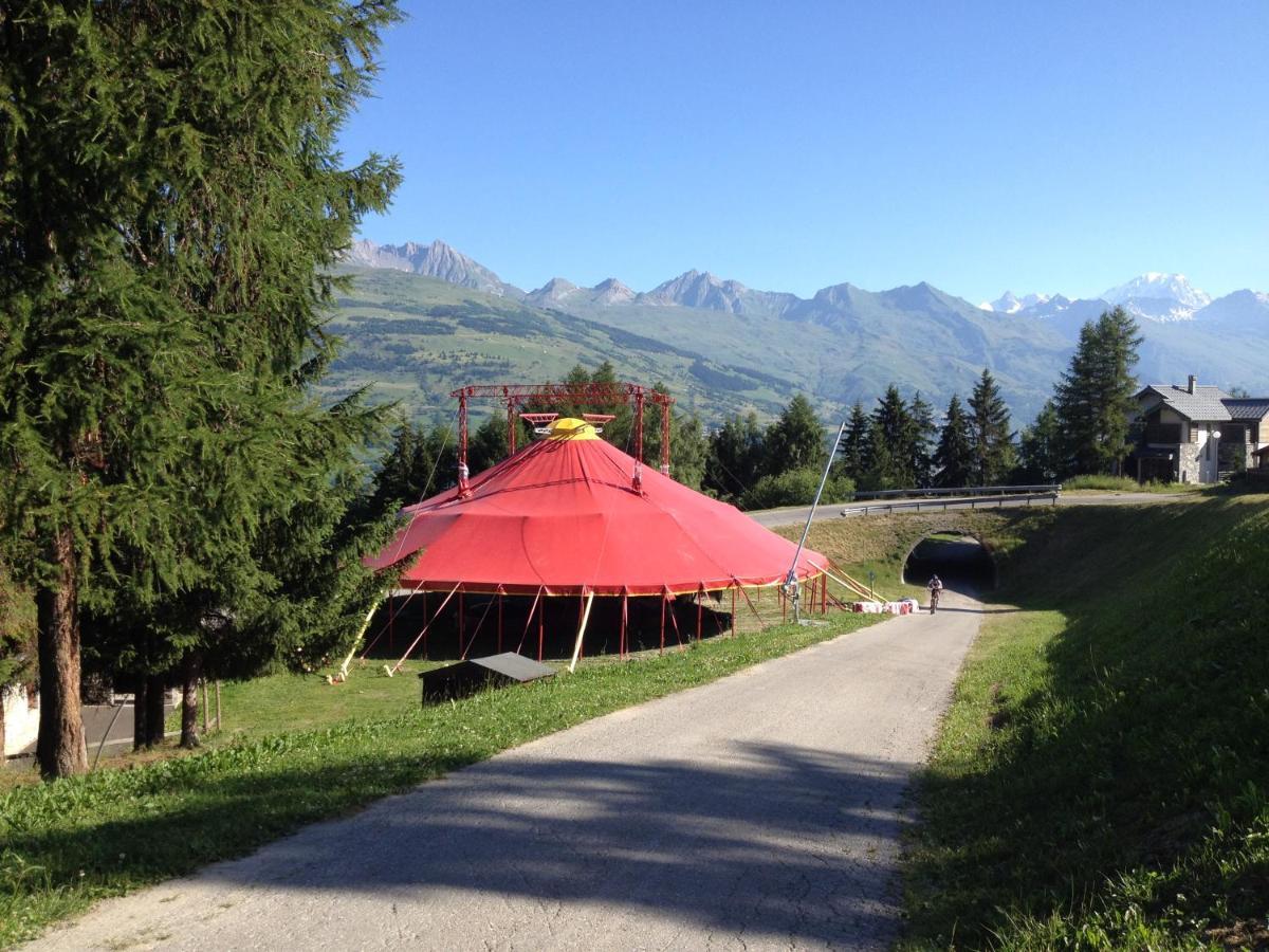 Chalet Miravidi, Montchavin-La Plagne, Jacuzzi & Sauna ภายนอก รูปภาพ