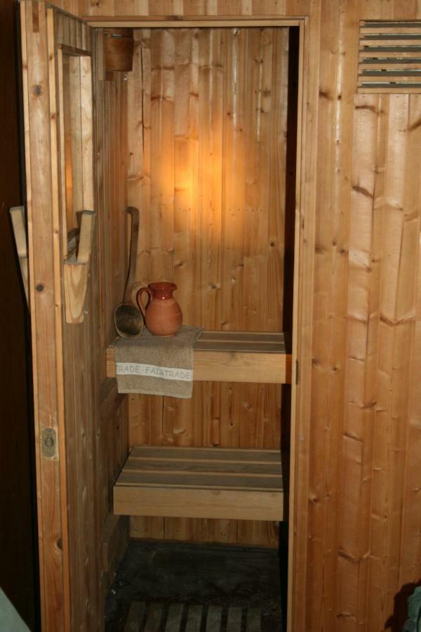 Chalet Miravidi, Montchavin-La Plagne, Jacuzzi & Sauna ภายนอก รูปภาพ